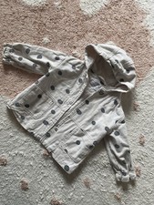 Zara Jacke in Gr.104 in Beige mit Punkten, gu...