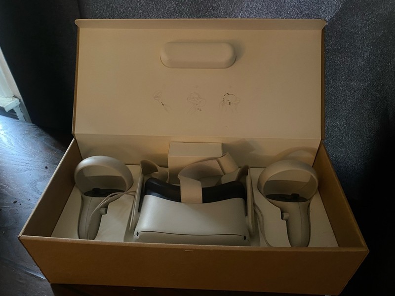 Meta Oculus Quest 2 128GB Virtual Reality Headset - White (OCQ128B)