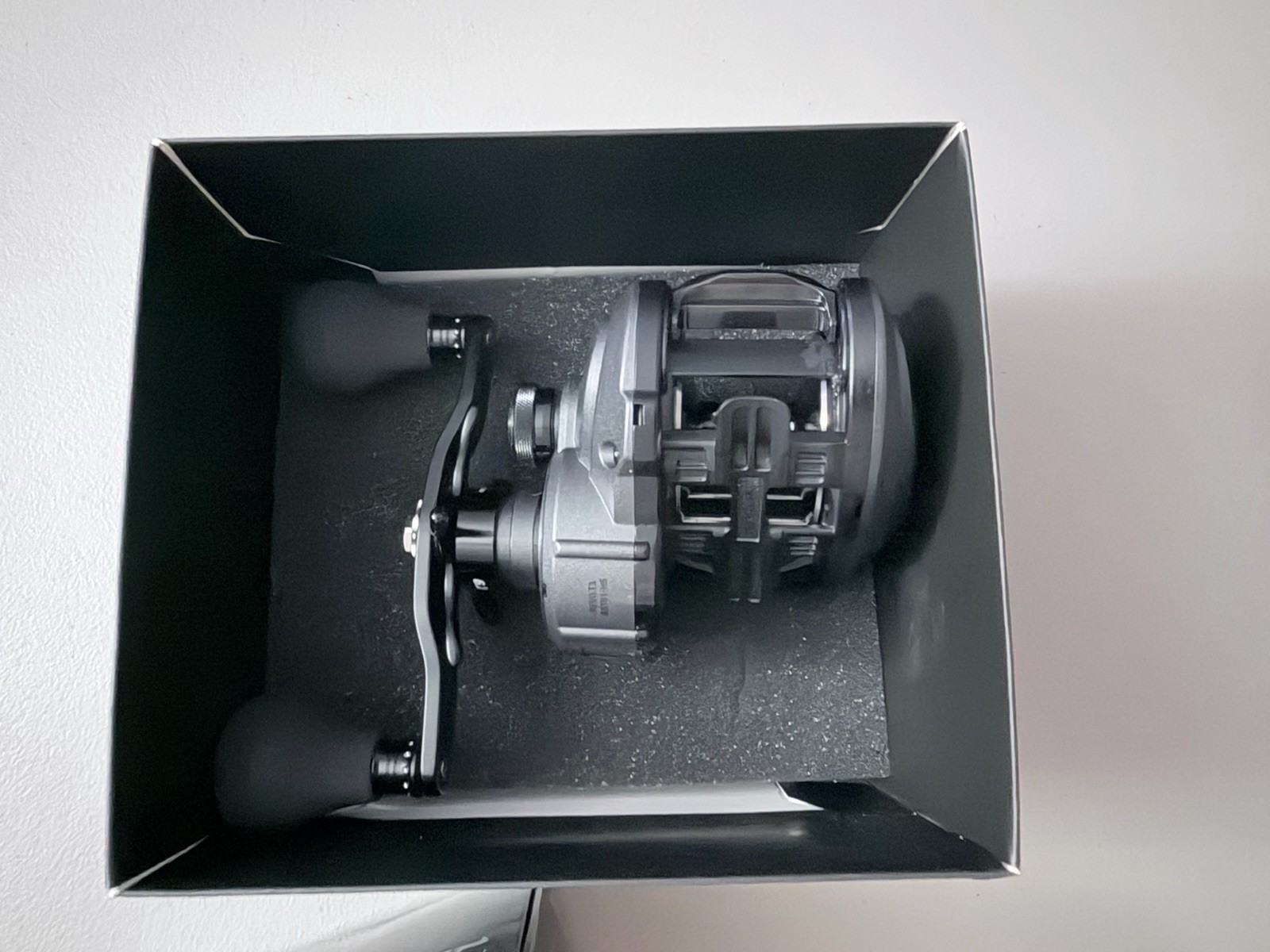 Abu Garcia Revo4 Toro Beast BST61-HS Left-Hand Baitcast Reel