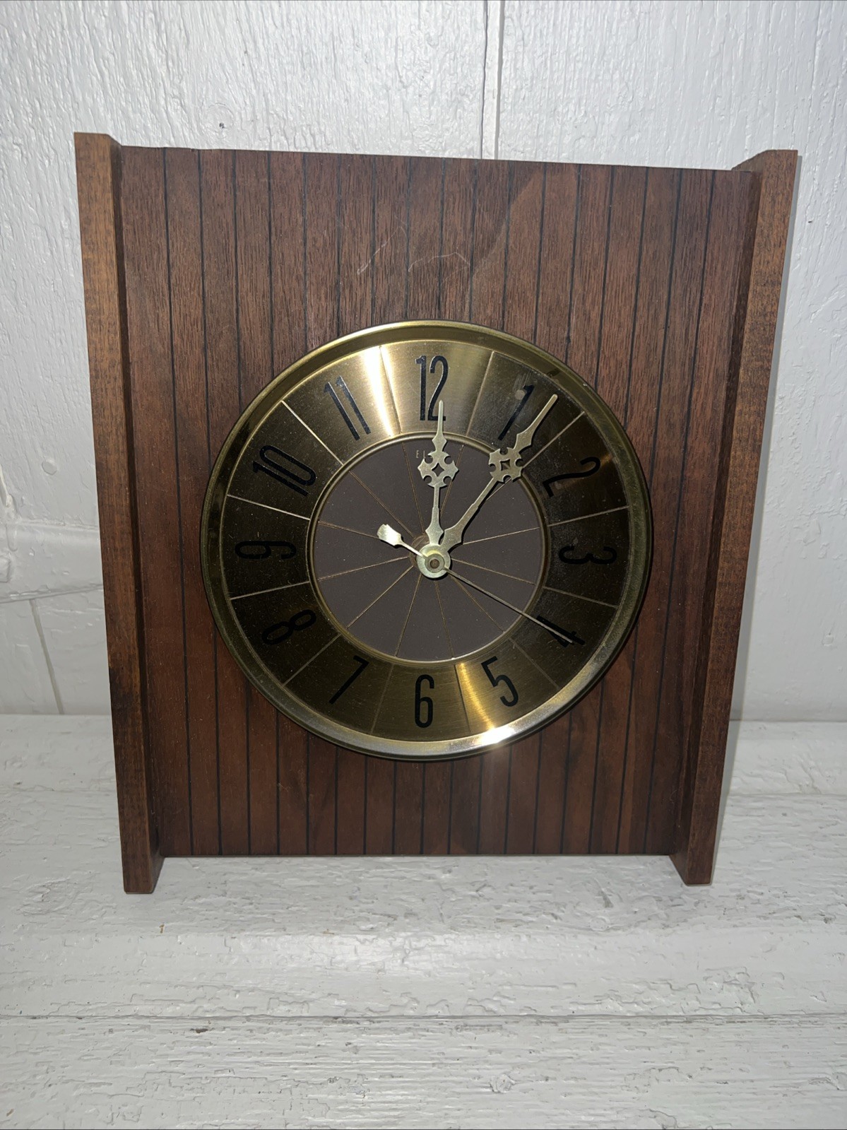 Elgin Mid Century Modern Vintage Walnut Wooden Wall Clock~ Battery~ Works