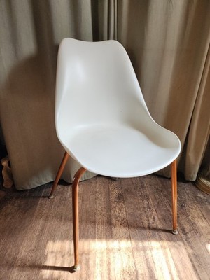 Vintage White Plastic Molded Bucket Chair Metal Legs Herman Miller Eames Style