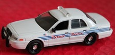 1:64 GREENLIGHT HOT PURSUIT 2008 FORD CROWN VICTORIA DETROIT POLICE SERIES