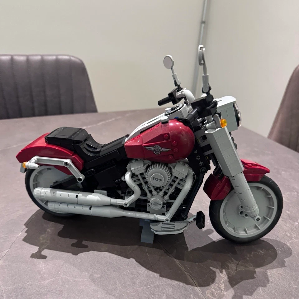 LEGO Creator 10269 Harley-Davidson Fat Boy, photo 1 of 5