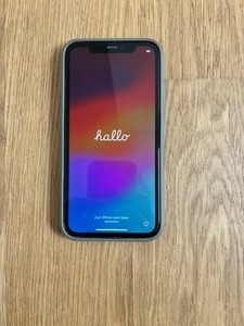 iPhone 11 Schwarz 64GB ohne Simlock