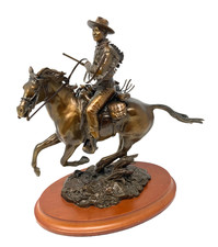 Franklin Mint John Wayne on Horseback Bronze 11" Sculpture 162/1000 Excellent