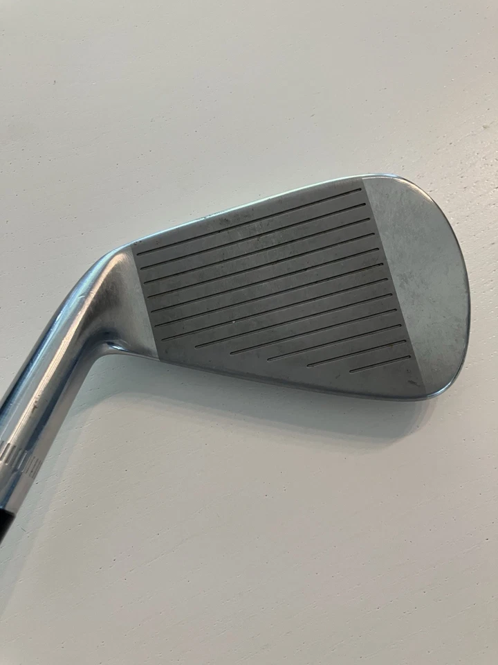 Hierro Ben Hogan PTX - 29 grados - Hierro 6 - Eje Tour Issue 120 S400 - BB&F Foto 2 de 4