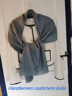 Cashmere Pashmina Wool Wrap 100 % Handwoven Shawl Scarf Travel Beautiful Gift - Image 1 of 4