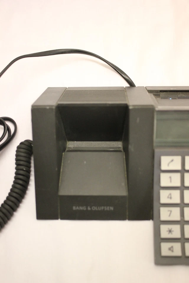 TELÉFONO FIJO BANG & OLUFSEN B&OBEOCOM 1600 CON CABLE DE DISEÑO PARA PIEZAS Foto 4 de 4