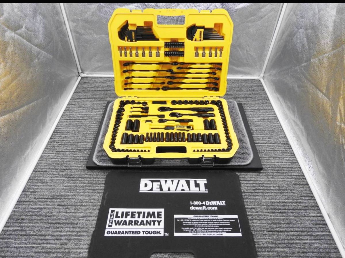 DEWALT DWMT45184 184-Piece Black Chrome Mechanics Tool Set with