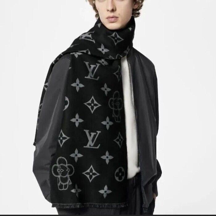 Louis Vuitton Muffler Scarf Echarpe Monogram Vivienne M77973 Louis Vuitton Muffler Scarf Echarpe Monogram Vivienne M77973