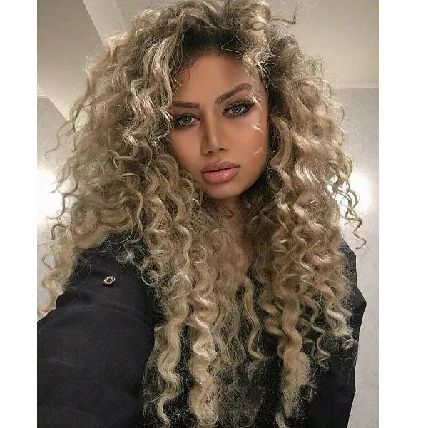 Long blonde kinky clearance wigs