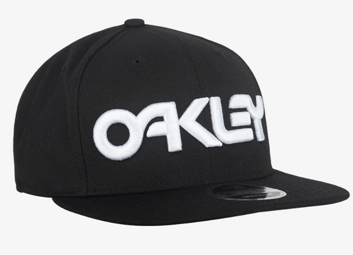 Oakley running on sale hat