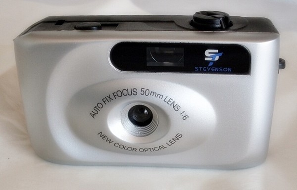 STEVENSON 50mm 1:6.0 MANUAL COMPACT CAMERA FOCUS FREE FOR 35MM FILM