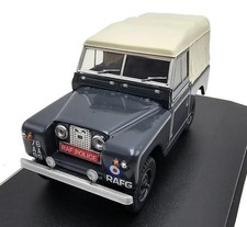 Land Rover Series 2 SWB Canvas RAF Police 1:43 Oxford Diecast