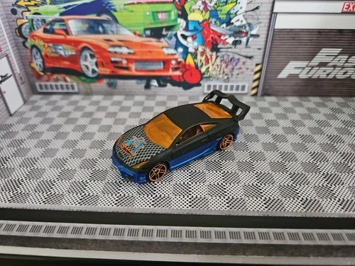 VINTAGE 2001 HOT WHEELS TOYOTA CELICA DIECAST COLLECTIBLE COMBI POST VGC