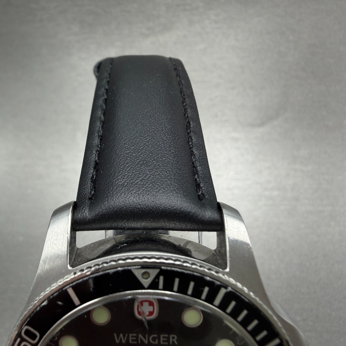 Wenger Battalion Dive Watch Men 40mm Black Dial Silver Date Round