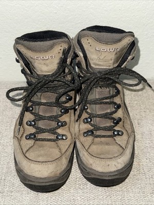 Lowa Womens Renegade GTX Mid Waterproof Hiking Boots Size 7  Stone Vibram Sole