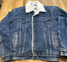 Vintage Levi’s Trucker Sherpa Lined Jacket Mens 40L Red Tab Cotton Denim