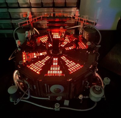 [100% Authentic LEGO] Star Wars Carbon Freezing Chamber MOC
