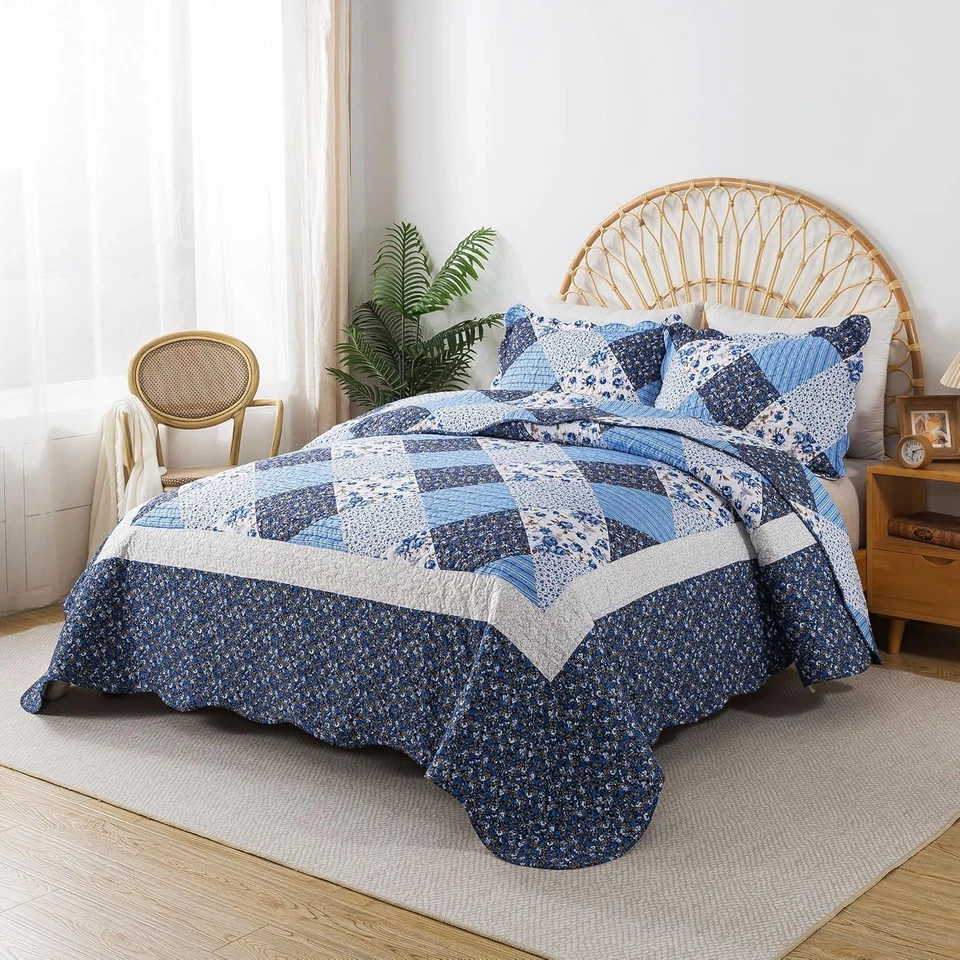 All-Season California King Bedspread - 120x120 Reversible Patchwork Design - Image 4 of 4