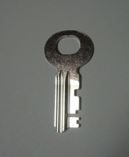 21B  key for Northern Electric 3 slot payphone upper housing 