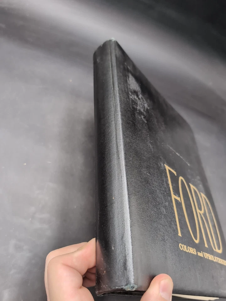 Ford Galaxy XL 1963 Fairlane Thunderbird color tapicería distribuidor álbum libro  Foto 2 de 4