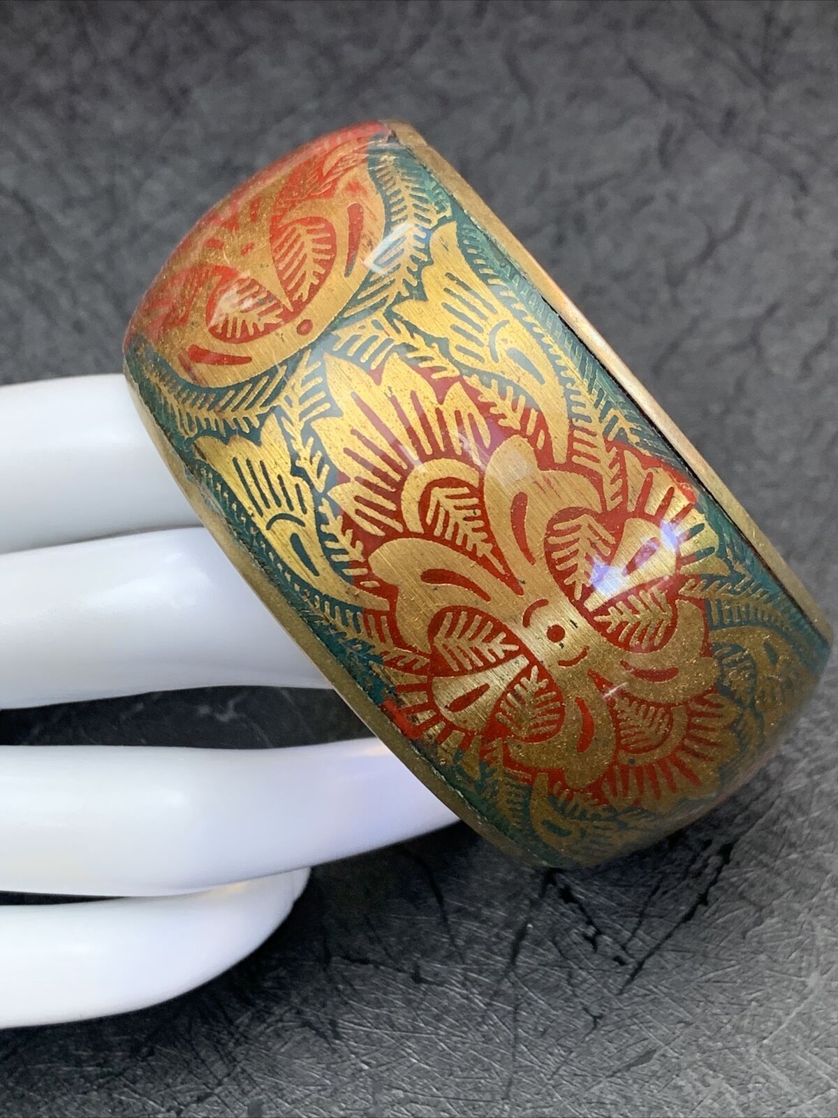 Vintage solid brass red green Pattern wide bangle… - image 1