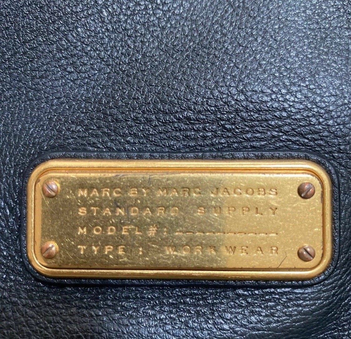 Authentic MARC by Marc Jacobs Classic Q-Franc Black Pebble Leather