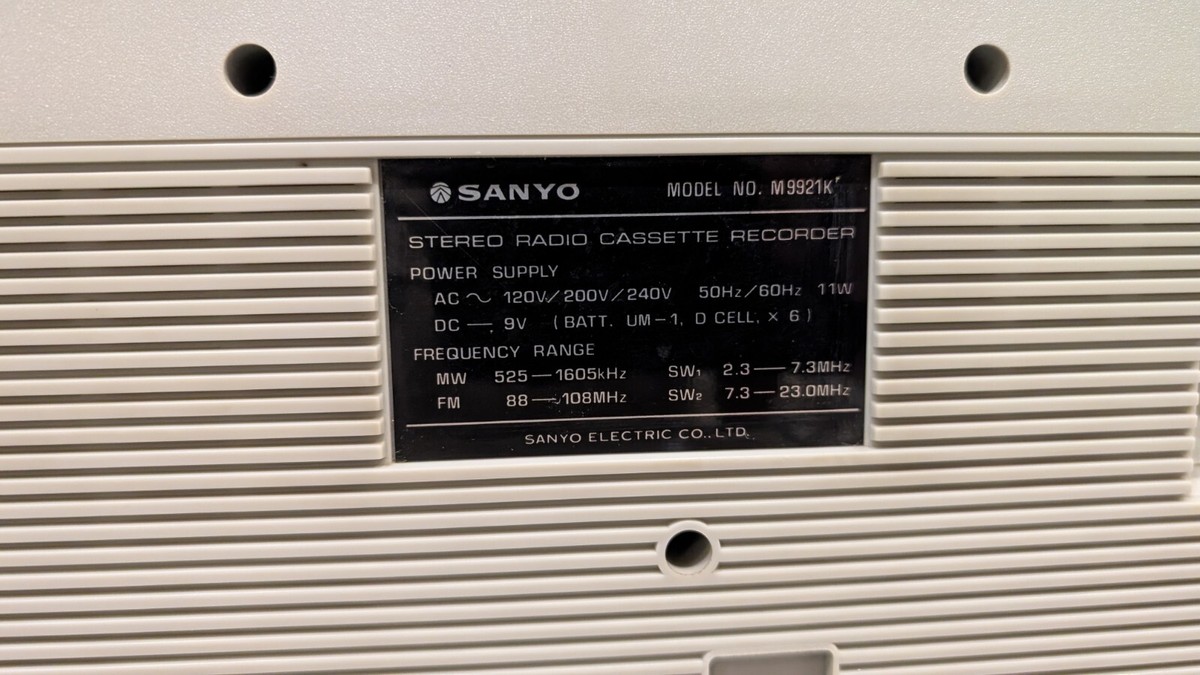 Sanyo M9921K 1982 Japan Casette player Radio | eBay
