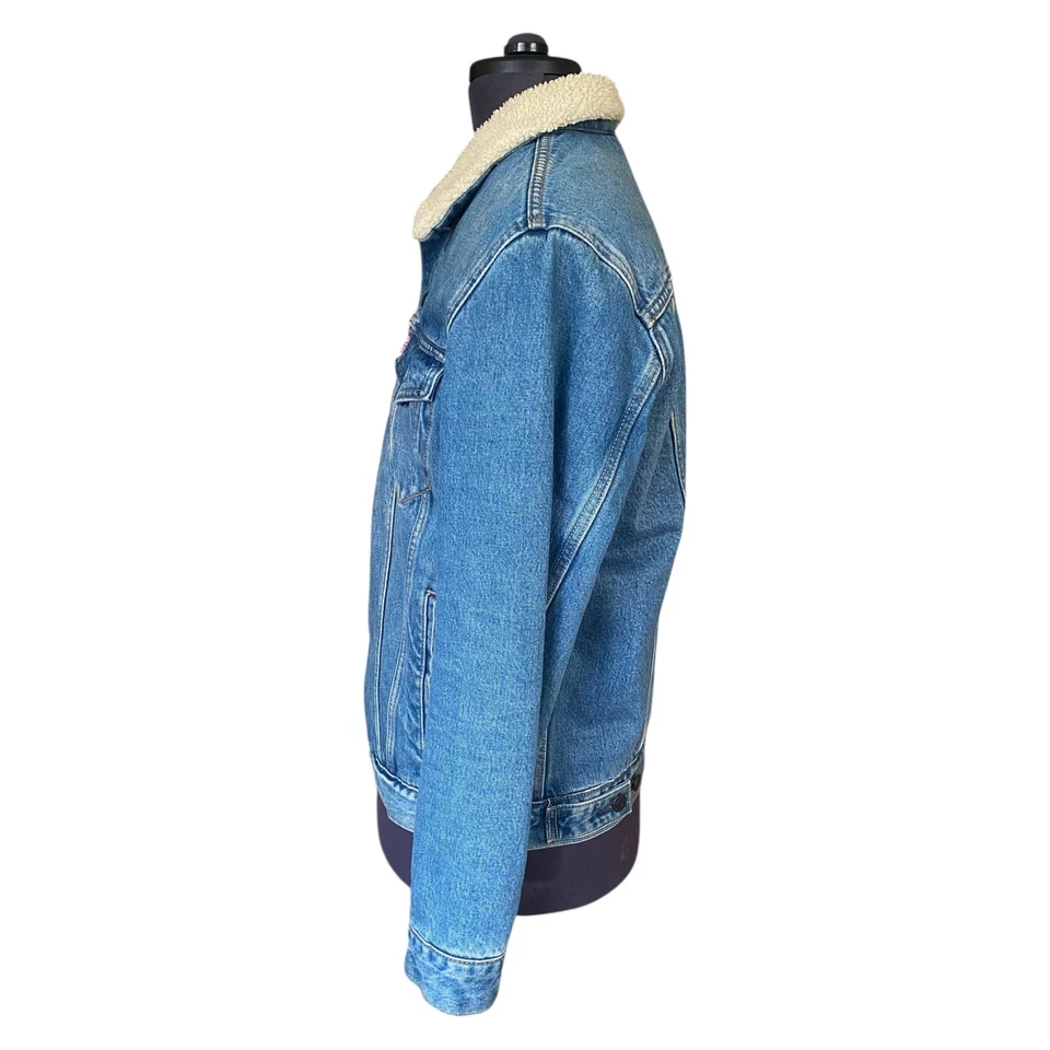 Levi's Jacket Mens Large Light Wash Rugged Warm Winter Sherpa Trucker Type III, photo 3 of 5