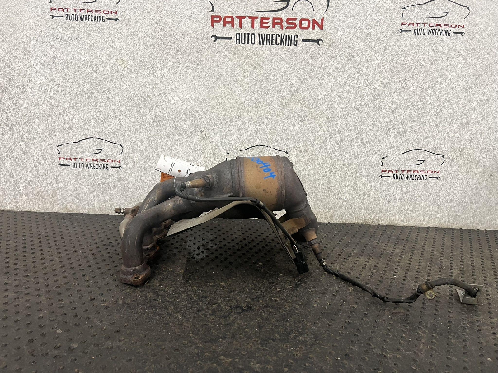 2002 MASERATI SPYDER 4.2 LEFT DRIVER SIDE EXHAUST MANIFOLD