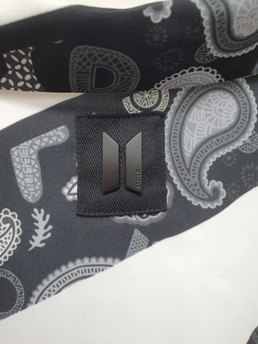 BTS official SYSTEM HOMME collaboration shirt + track image 9