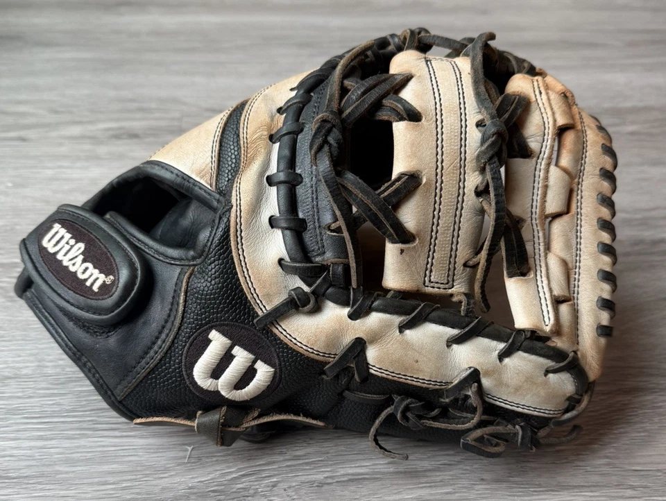 Guante Wilson A2000 FPBM 12" Lanzamiento Rápido Softbol Primera Base Derecha Pro Stock Foto 3 de 4
