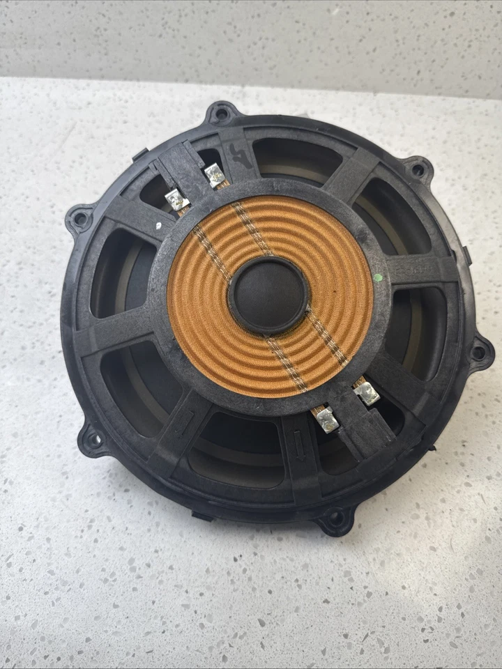 06 09 ALTAVOZ SUBWOOFER TRASERO RANGE ROVER SPORT L320 HARMAN KARDON 5H3218C979AB Foto 4 de 4