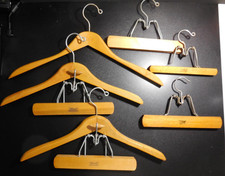 Setwell Lot of 6 Vtg Wooden Suit Hangers Felt Lined Pant Clamps Hanger USA READ