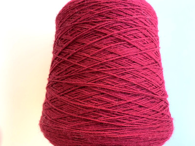 Konenwolle Garn 100%Merino MERINOS EXTRAFINE PETTINATO 100g/ 300m Weinrot