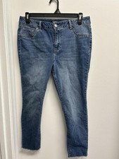 D. Jeans Ladies Stretch Ankle Length Mid Rise Jeans. Sz 12