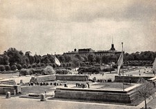 RUSSIA LENINGRAD CAMP DE MARS