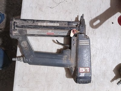 SENCO Pneumatic Stapler 18 GA Medium Crown 25-32MM Professional Tool