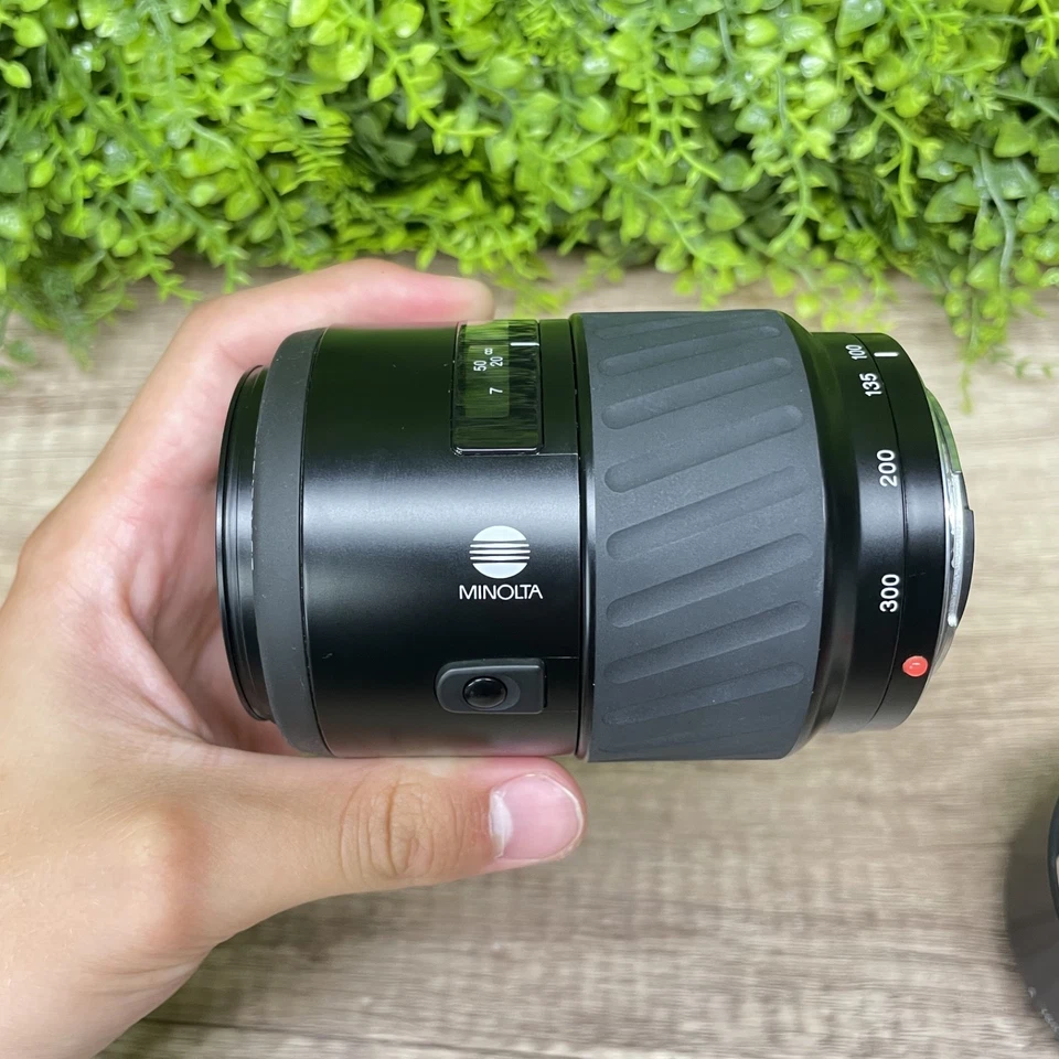 Lot of 2 Minolta Maxxum AF 35-105mm F/3.5-4.5 & 100-300mm F/4.5-5.6 New Type - Image 3 of 4