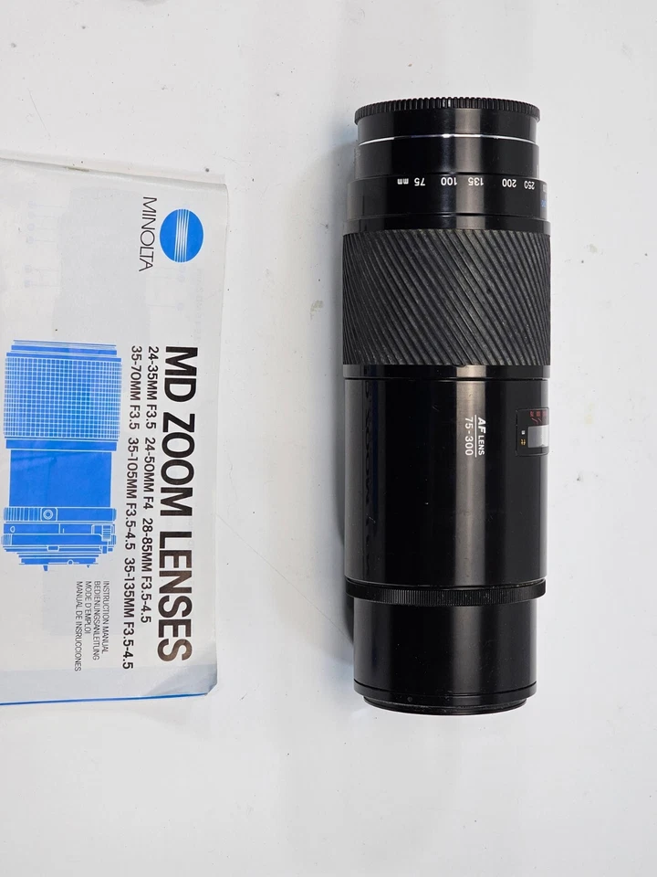 Minolta maxxum 75-300mm f/4.5-5.6 Zoom 55mm Lens  macro - Image 3 of 4