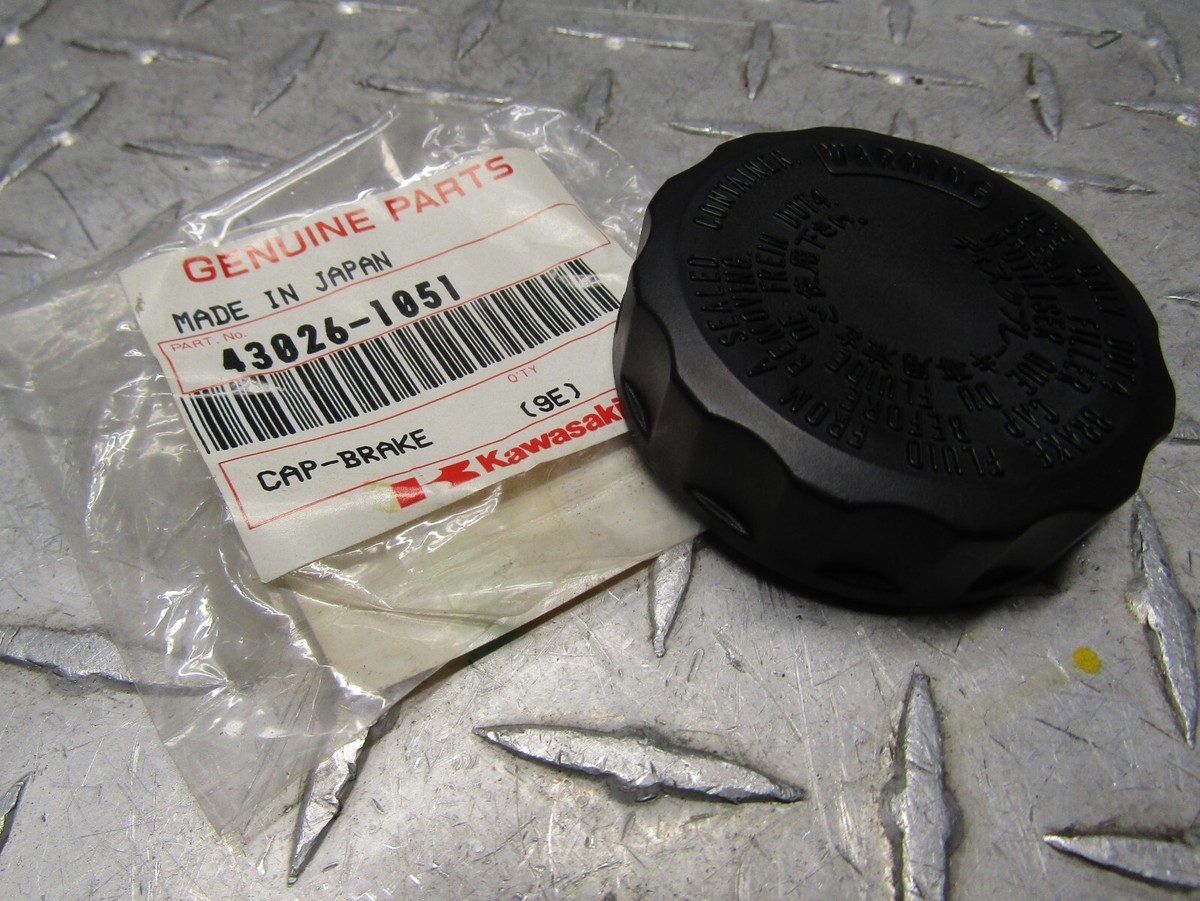 バッグ d OEM Kawasaki Rear Master Cylinder Brake Cap PN 43026-1051 | eBay