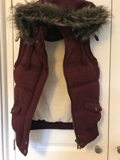 Hudson And Rose London Fluffy Burgandy Bodywarmer