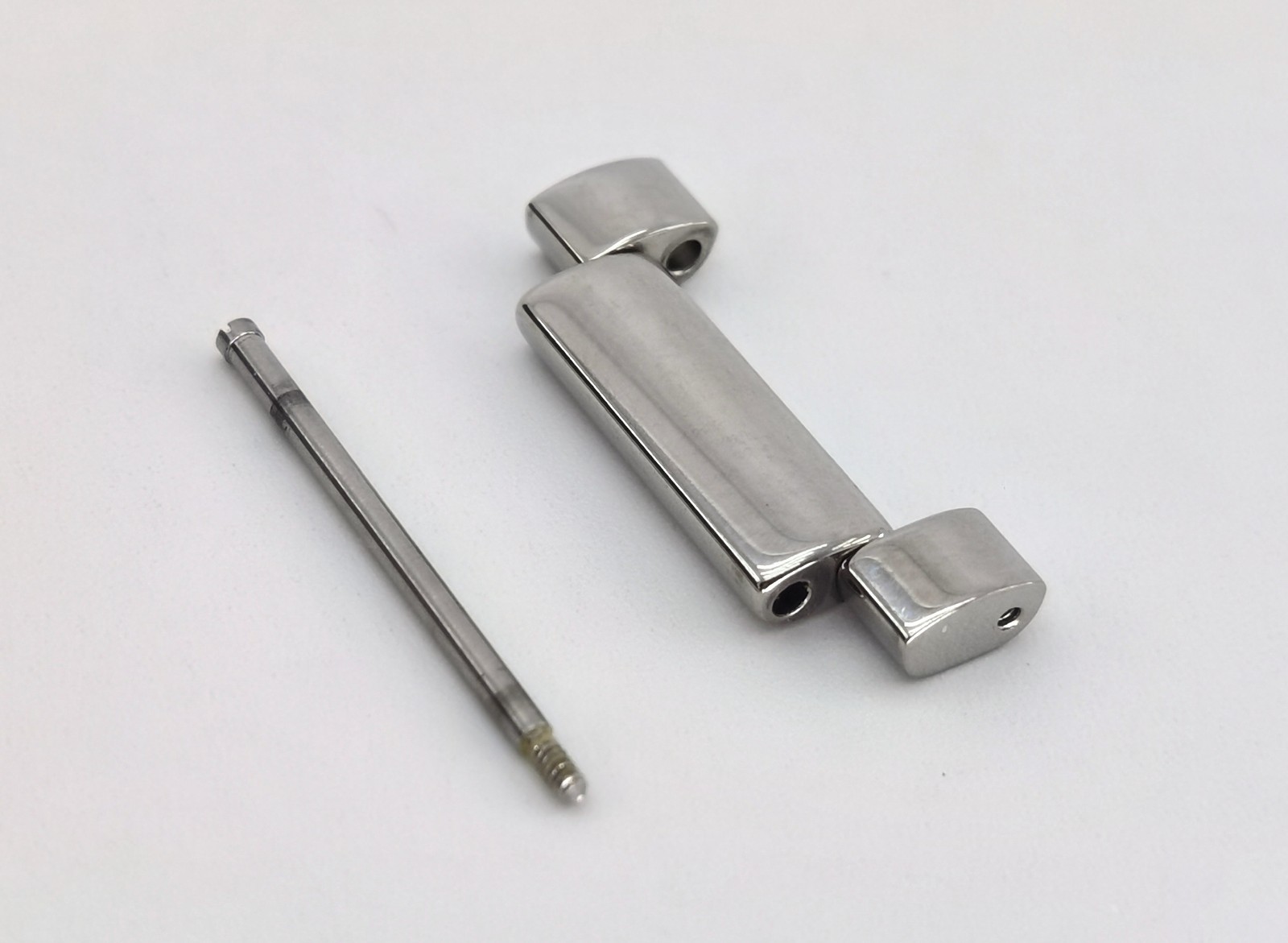Maillon 21mm acier haut de gamme compatible avec montre Baume et Mercier