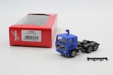 Herpa Volvo F10 Flat roof Tractor 3-achs, ultramarinblue No. 318082 1/87 /HN4628