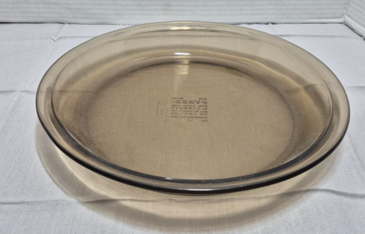 Vintage Pyrex Amber Smoke Glass 9 inch Pie Dish model 209