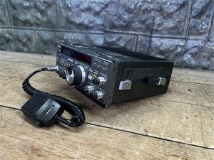Yaesu FT-757GX HF Transceiver with Microphone, Vintage Ham Radio