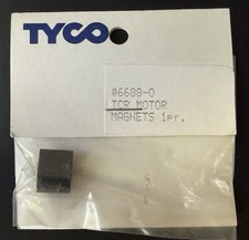 TYCO TCR Motor Magnets 6688O 1 Pr On Card - NEW