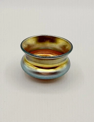 Carder Era Steuben Aurene Glass Salt Dish Dip Gold With Iridescent Blue