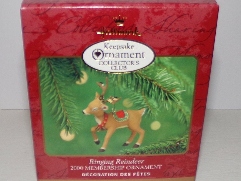 HALLMARK KEEPSAKE ORNAMENT "RINGING REINDEER" SWEET HOLIDAY TREASURE!